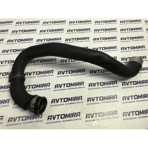 Патрубок інтеркулера Opel Corsa D 1.7 CDTI 2006-2014 55559262